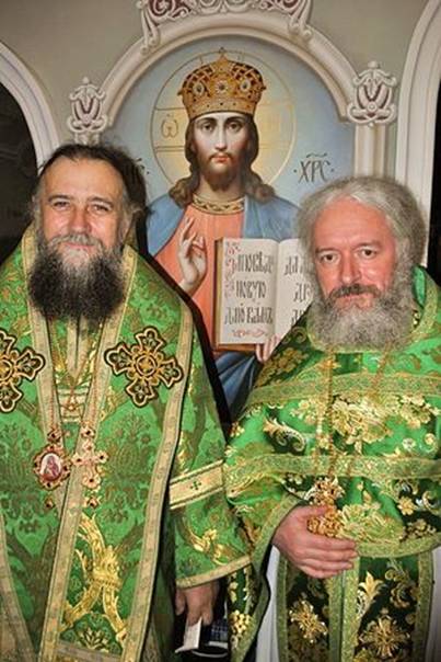 Архиепископ Иов (Смакоуз) и архимандрит Маркелл (Павук) в Киево-Печерской лавре в день памяти преп. Нестора Летописца, покровителя Киевских духовных академии и семинарии, 9 ноября с. г.